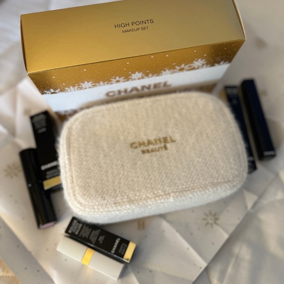 ❌SOLD ELSEWHERE❌NIB ADVANCED RELEASE Chanel Holiday High Points 2024 Makeup Set - Picture 8 of 11